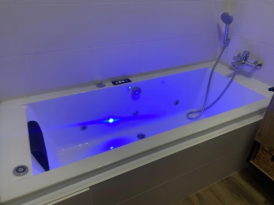 La Okiya De Tati Apartment Zamora Bagian luar foto